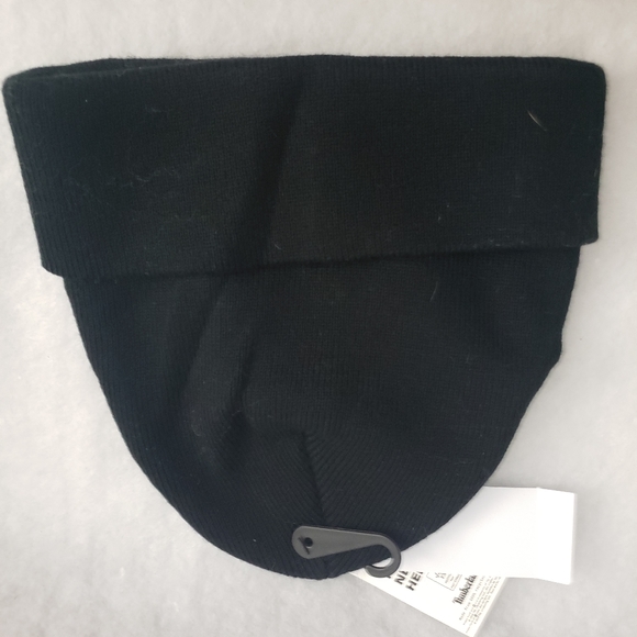 Timberland Cuff Beanie With Woven Patch - Picture 5 of 5